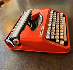 Hermes Baby Manual Typewriter SPANISH LAYOUT with Case Orange Tested