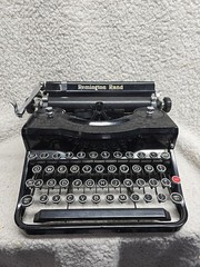 Vintage 1937 Remington Rand Model 1 Portable Typewriter Tuxedo 4-8900