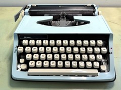 Blue Brother Portable Typewriter w/Case • Sears Citation • Japan-Made, Tested
