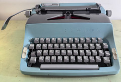 1969 Consul 221 Typewriter • Seafoam Blue & Slate Gray • w/ Case, Key, Extras