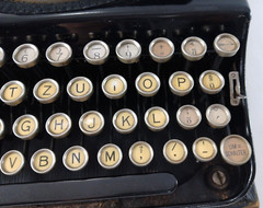VTG Antique 1920’s Remington Portable Typewriter w/ German Type Keys WORKS Rare!