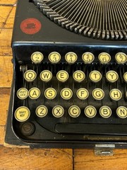 Vintage Antique 1932 Remington Portable Typewriter Black NL34985