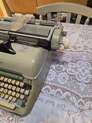 SG 1 Olympia Typewriter West Germany 1950s, Very good condition