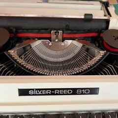 Typewriter Silver Reed 810 Portable Manual Working Tested from Japan