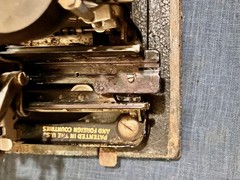 1938 Remington Junior Portable Typewriter~Looks & Performs Great But No Case Top