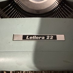 Vintage Olivetti Underwood Lettera 32 Portable Typewriter w/ Case
