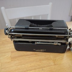 1939 Royal Mercury Typewriter