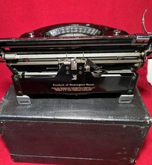 Beautiful! Serviced – 1935 Remington Noiseless Model 7 Portable Typewriter Elite