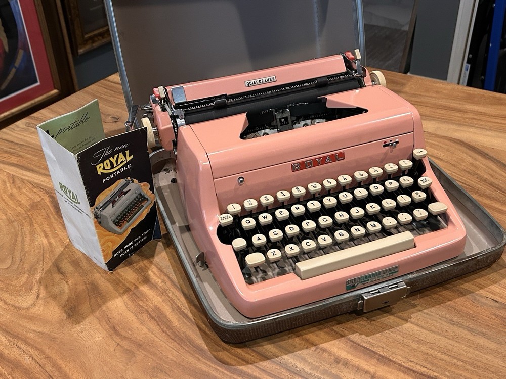 1950s Pink Royal Quiet De Luxe Portable Typewriter Case Brochure Tested Types