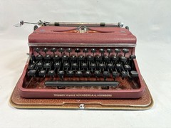 Triumph Norm 6 Red Typewriter Refurbished Cleaned + New Ribbon Year 1950