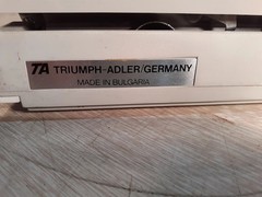 Triumph Adler Contessa 2 Deluxe Vintage Typewriter, QWERTZ , 1971.