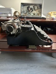 VTG ANTIQUE 1936 UNDERWOOD {RARE}UNIVERSAL 4 BANK PORTABLE TYPEWRITER BLACK