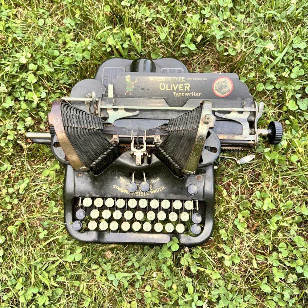 Oliver Standard No. 9 Manual Visible Writer Typewriter Steel Vintage