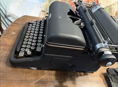 Rare- Vintage- Black 1920’s Royal Model 10 Typewriter In Excellent Condition!!!