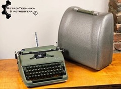 TYPEWRITER OLYMPIA SM / SAFE SHIPPING /AUCTIONS FROM RETROSFERA / 打字机 打字機