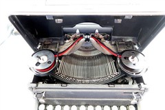 1939 ROYAL KMM Manual Typewriter w/ Magic Margin Works Great ~ HAS RIBBON ISSUE