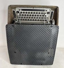 OLIVETTI LEXICON 80E 1955 MARCELLO NIZZOLI’S TYPEWRITER FOR PARTS