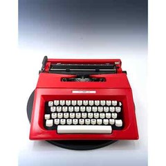 Olivetti Lettera 25 Typewriter