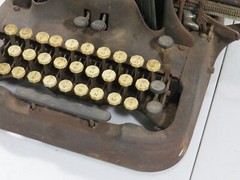 Antique 1900’s Oliver No 9 Batwing The Printype Typewriter