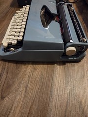 Midland Porta-Pal Typewriter Made By Brother Late 60s