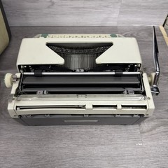 Vintage 1965 Olympia SM8 Portable-Pica Typewriter+Case-Types