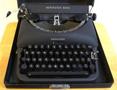 Vintage 1940s Remington Rand Deluxe Model 5 Typewriter with Original Case NM