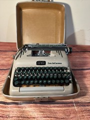 Vintage 1950’s Smith Corona Silent Super Typewriter With Case – Tested