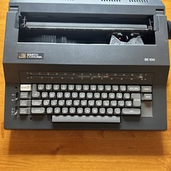 Smith Corona SE100 Electric Typewriter With Case And Powercord Tested Used Works