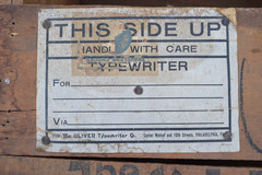 RARE ANTIQUE TYPEWRITER OLIVER BATWING TYPEWRITER ORIGINAL SHIPPING CRATE!