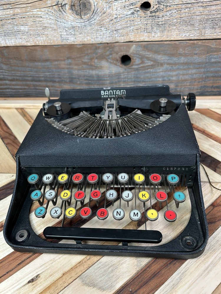 VTG Rare 1938 Remington Rem Rand Bantam Children’s Typewriter W/ Colored Keys