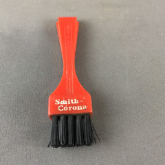 Vintage SMITH-CORONA Red 3 1/2″ Long Red Plastic Typewriter Brush Made in USA