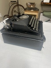 Vintage Beautiful 1938 Remington Rem-ette Portable Typewriter W/Case Very Nice