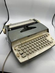 Vintage Smith Corona Coronet Electric Typewriter Automatic 1960s Case