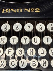 Bing No. 2 Portable Typewriter 1920s Rare Vintage with Metal Shell Case Nice