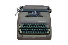 Mid Century LC Smith & Corona Portable Manual Clipper Typewriter