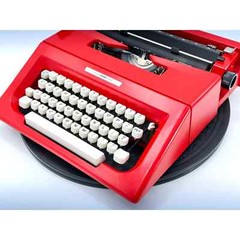 Olivetti Lettera 25 Typewriter