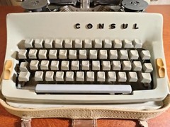 Vintage typewriter Consul. Czechoslovakia. works