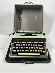 1961 Seafoam Green Remington Monarch Portable Typewriter w/Case Holland 1MISSING