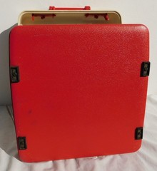 SUPER COOL RED OLIVETTI “BAMBINO” TYPEWRITER, MADE IN BRAZIL (MAYBE), WORKS