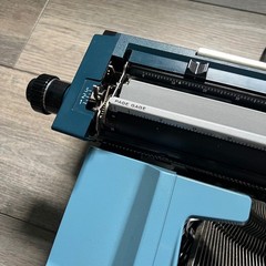Vintage Smith Corona Coronet XL Coronamatic Electric Typewriter Blue Untested