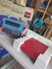 Canon Typemate 10 (Red) Electronic Electric Portable Typewriter – Untested READ