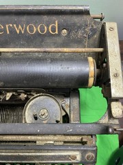 Antique 1920S Underwood Typewriter Serial Number 765190-11 Parts Or Restoration