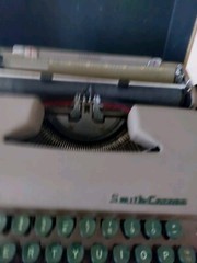 Vintage SMITH CORONA 50’s STERLING Portable Typewriter W Case Book Accessories