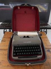 Remington Type Writer Mechanical 1930 1950 Art Deco Design USA