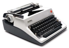 White 1971 Olympia SM9 De Luxe Restored Typewriter, New Platen, SM-9 Pica 97