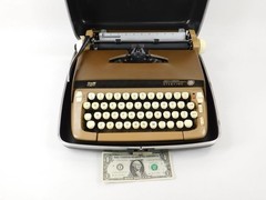 Smith Corona Sterling Vintage Manual Portable Typewriter With Case