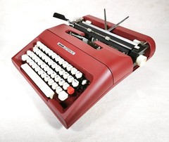 Olivetti Lettera 35 Typewriter Burgundy Red | Professional Painted & Refurbished