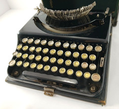 VTG Antique 1920’s Remington Portable Typewriter w/ German Type Keys WORKS Rare!