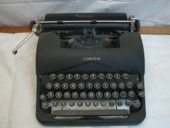 L.C. Corona 1938 Standard 2C Portable Floating Shift Typewriter Art Deco