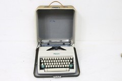 Olympia SM9 Portable Manual Typewriter Made In Germany